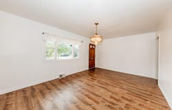 4405 S Pennsylvania Ave, Saint Francis, WI 53235