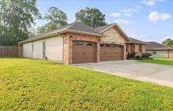 2606 Country Drive, Mountain Grove, MO 65711