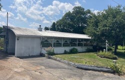 18 Riverview Circle, Brimfield, MA 01010