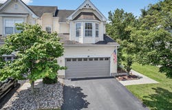 5 Cornwall Lane, Middletown, NY 10940