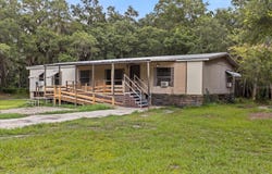 1275 ARAPAHO TRAIL, GENEVA, FL 32732