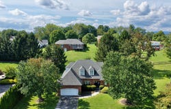 172 Old White Dr, Lewisburg, WV 24901