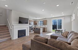 2598 NW MEADOWS DR, McMinnville, OR 97128