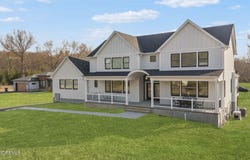 273 Colts Neck Road, Farmingdale, NJ 07727