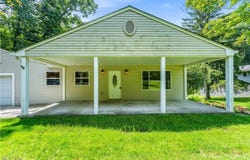 166 W Barlow Road, Hudson, OH 44236