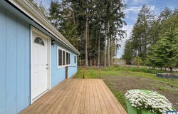 60 Rhododendron Dr, Sequim, WA 98382
