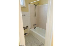 612 S Broad St, Elizabeth City, NJ 07202-2602