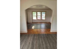 2802 Clark St, Manitowoc, WI 54220