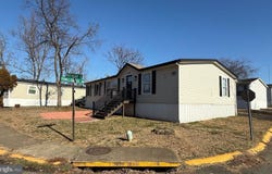 104 PRINCE CHARLES Lane, DUMFRIES, VA 22026