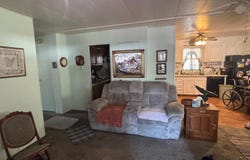 339 Frankwood Avenue N, Sanger, CA 93657