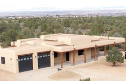 7 Daniels Rd, Ranchos de Taos, NM 87557