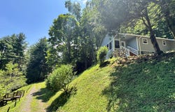 298 Hoot Owl Lane, Newland, NC 28657