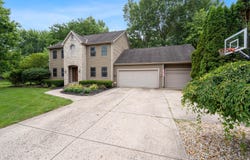 175 Academy Woods Drive, Columbus, OH 43230