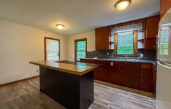 325 W 4TH ST, CALHOUN, KY 42327