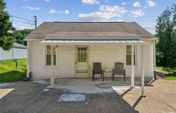 2744 Radebaugh Rd, Jeannette, PA 15644