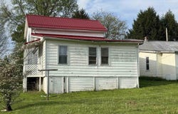 69 Woody Simmons Road, Mill Creek, WV 26280