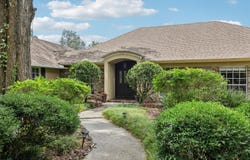 1930 COUNTRY CLUB ROAD, EUSTIS, FL 32726