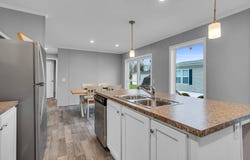 544 Roslyn, Temperance, MI 48182