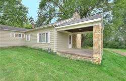 14231 60th Street N, Oak Park Heights, MN 55082