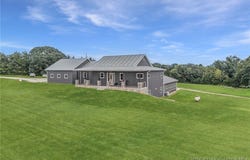 367 Hwy MM, Eldon, MO 65026