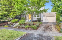 5536 N DELAWARE AVE, Portland, OR 97217
