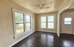 216 E Pecan Street, Bangs, TX 76823