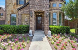 2512 Glen Vista Court, Flower Mound, TX 75028