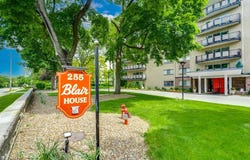 255 N Portage Path unit: 213, Akron, OH 44303