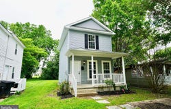 109 S QUEEN STREET, DOVER, DE 19904