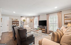 18 S Stratford, Athens, GA 30605
