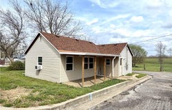 113 E Marshall Street, Alma, MO 64001