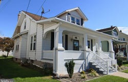 29 S JOHN Street, HUMMELSTOWN, PA 17036