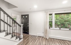 9 Colonial Rd, Sutton, MA 01590