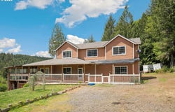 1407 SLIDE CREEK RD, Longview, WA 98632