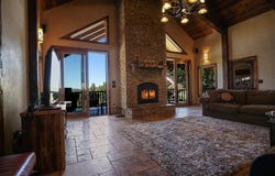 38 Big Dipper RD, Cloudcroft, NM 88317-9999