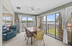 99 Broad River Place, Welaka, FL 32193