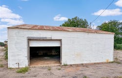 202 S 4th Street, Sayre, OK 73662