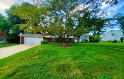 6 HICKORY HILL, EWING, NJ 08618
