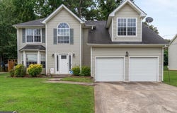7071 Deshon Hills, Lithonia, GA 30058