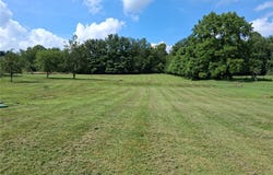 876 New Salem Road, New Salem, PA 15401
