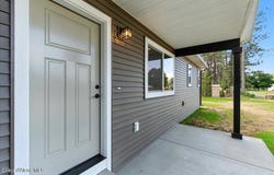 382 Solar Rd, Oldtown, ID 83822