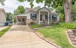 47 Young Drive, St Louis, MO 63135