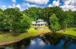130 Willowbrook Drive, Arapahoe, NC 28510