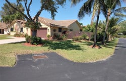 15580 Winkfield Cir, Davie, FL 33331