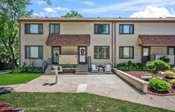 11 Bower Court, Staten Island, NY 10309