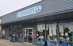 140 NW HWY 101, Waldport, OR 97394