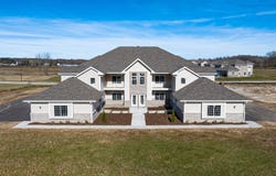 1629 Grey Fox Trl, Mukwonago, WI 53149