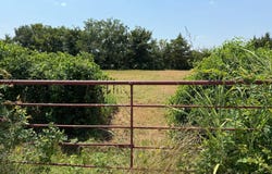 2318 E 2070th Rd, Hugo, OK 74743
