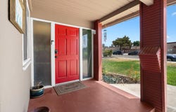 1307 S Divisadero Street, Visalia, CA 93277