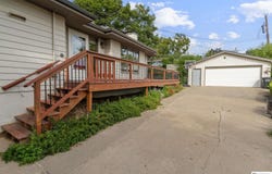 7109 Sun Valley Drive, Omaha, NE 68157